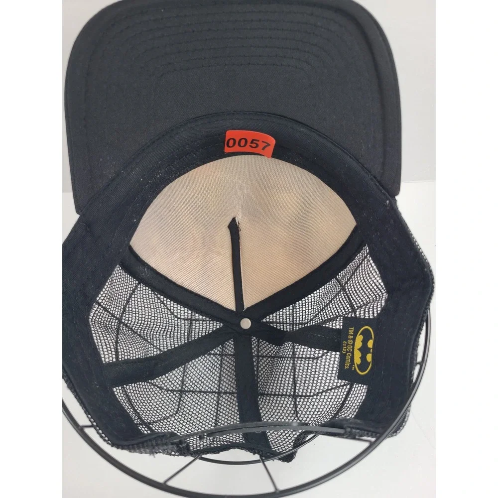 DC Comics‎ Harley Quinn Mens Trucker Hat Black White Mesh Snapback Graphic Print